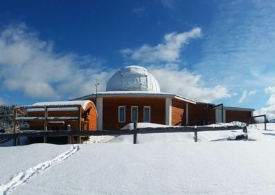 Sternwarte im Winter 400x284 - Naturschönheiten